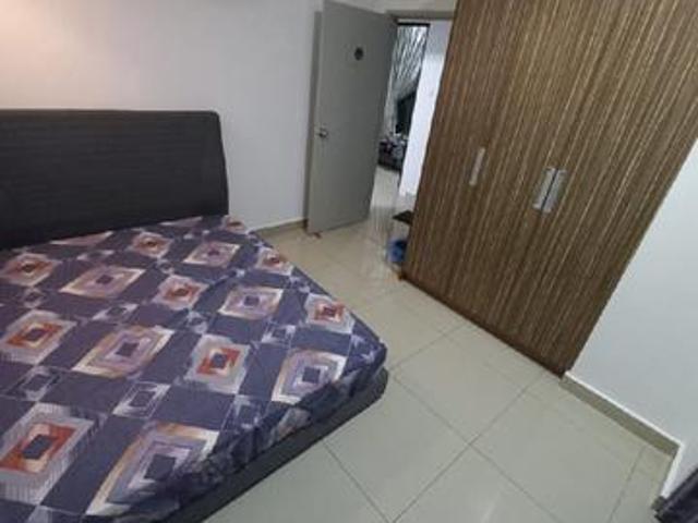 season luxury apartments