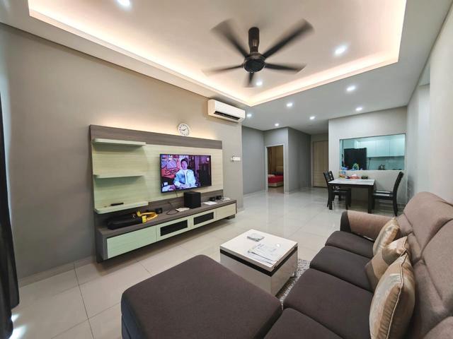 Season Luxury Full loan Larkin indah Heights m condo tiara Residensi