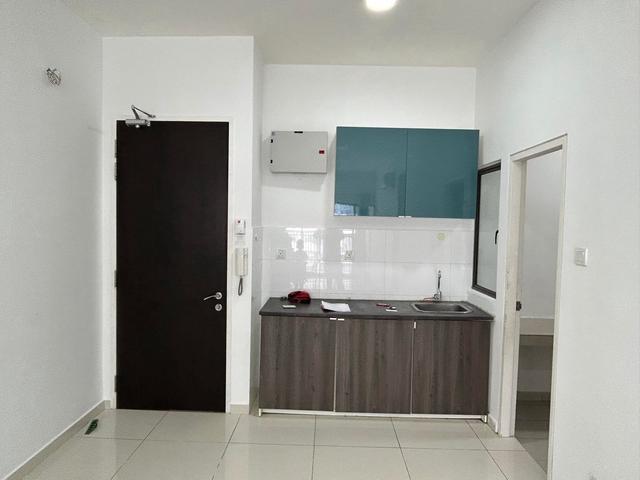 Seasons Garden 3Bedroom 2Bathroom Actual Unit Parking