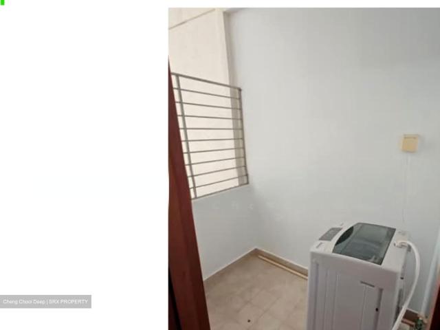 Seasons Park D26, Condominium