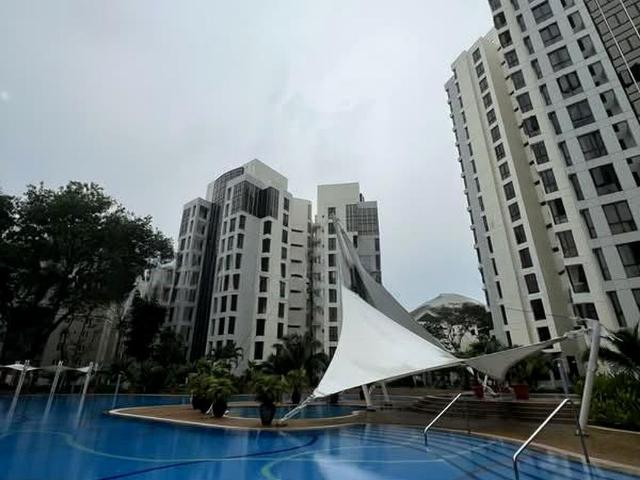 Seasons Park D26, Condominium