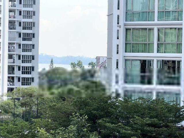 Seastrand D18, Condominium