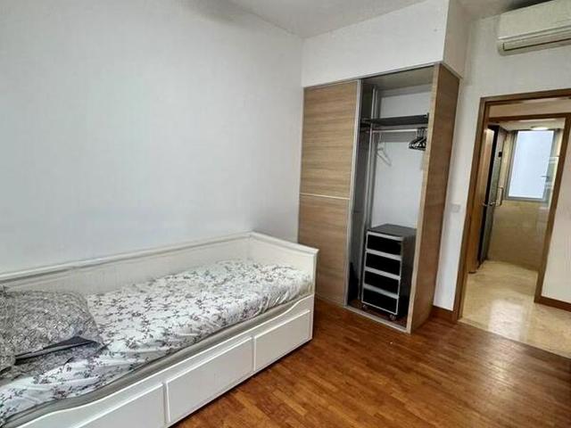 Seastrand D18, Condominium