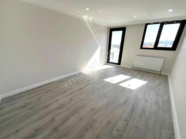 Seba'dan Tevfikbey Mh 2+1 75m2 Asansörlü Otoparklı 4.kat Daire.