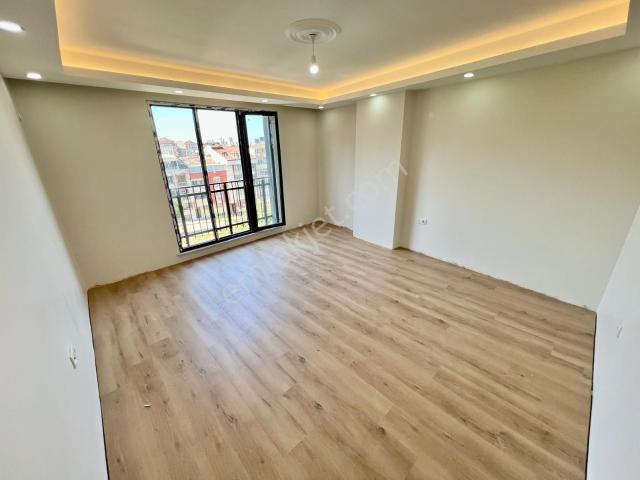 Seba'dan Tevfikbey Mh 2+1 90m2 Otoparklı Yerden Isıtmalı Arakatt