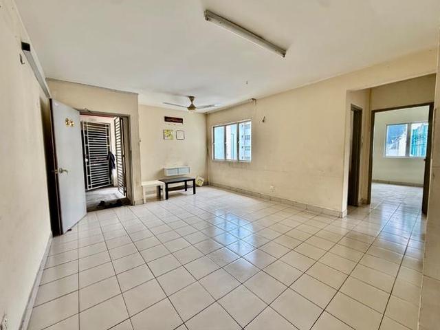 Sebelah Hospital Apartment Danau Bayu Sungai Buloh NEARHospital