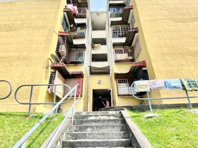 SEBELAH SURAU Pangsapuri Sri Meranti Bandar Sri Damansara