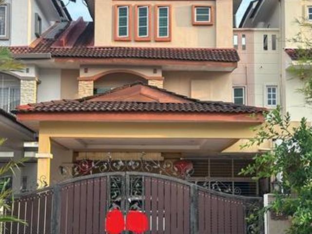 Seberang jaya 25 ter house for Salemove in conditionnego to let go