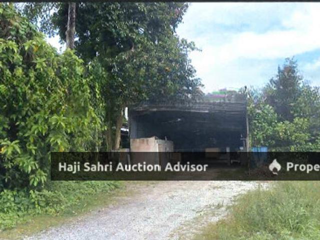 sebidang tanah industri yang dibina sebuah kilang satu tingkat di atasnya yang beralamat pos di Lot 150, Batu 9 1/2, Mukim Jabi, Off Jalan Pokok Sena, 06400, Pokok Sena, Kedah