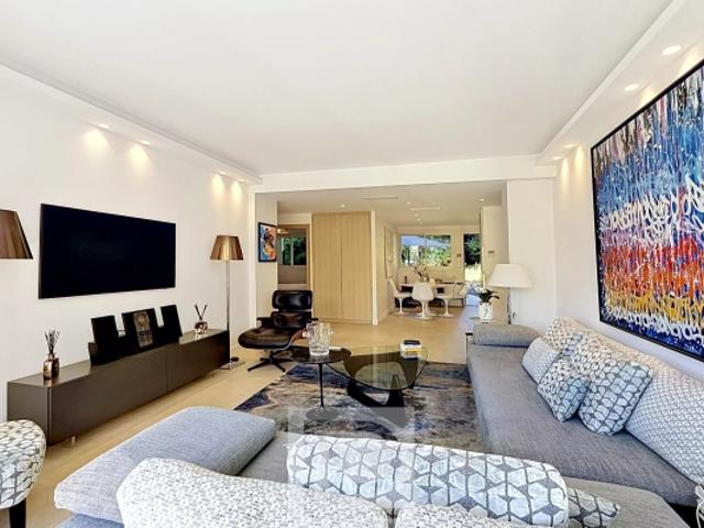 Secteur Montrose Appartement rénové offrant un vaste jardin