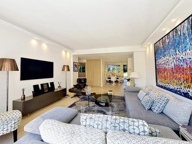 Secteur Montrose Appartement rénové offrant un vaste jardin