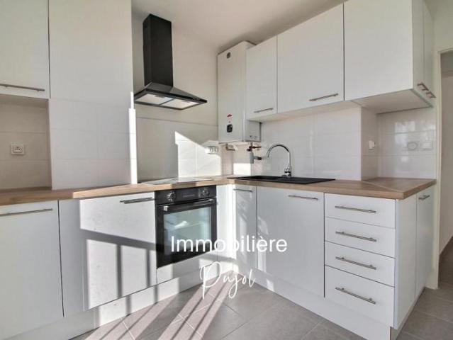 Secteur Bois Lemaitre 13012 T2 climatisé avec balcon et cave
