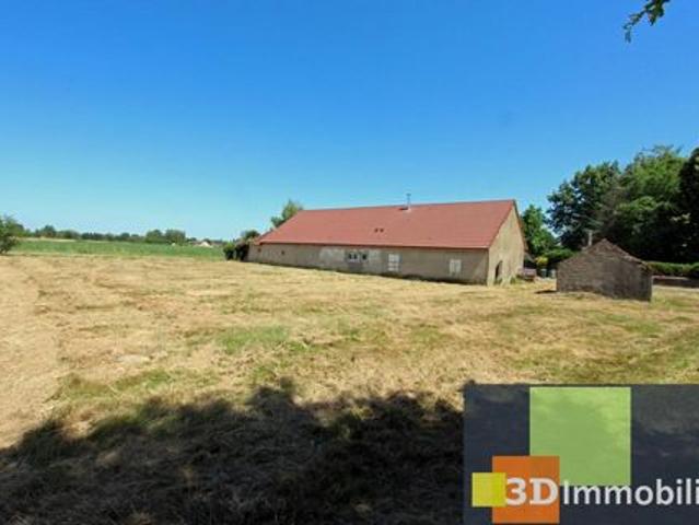 Secteur Chaussin 39 JURA, à vendre une ferme à finir de rénover sur un beau terrain au calme