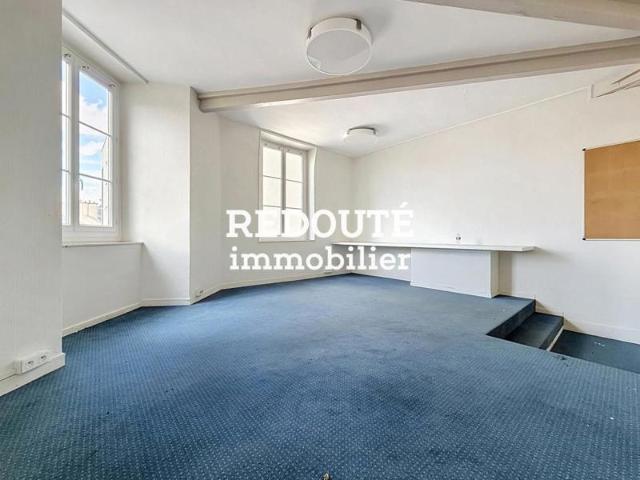 SECTEUR FORUM APPARTEMENT À AMENAGER