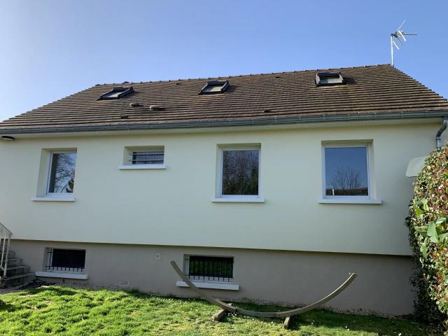 Secteur Gambais Forêt à pied Maison familiale avec joli jard