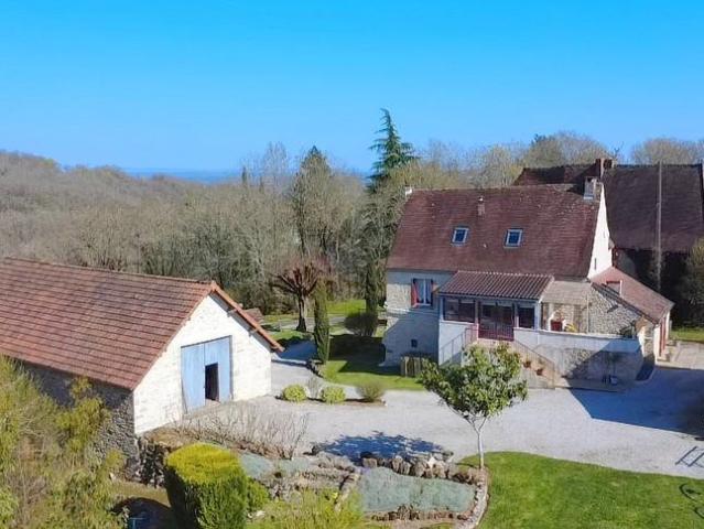 Secteur Gourdon Belle propriété en pierre rénovée avec dép. 105m² Gourdon