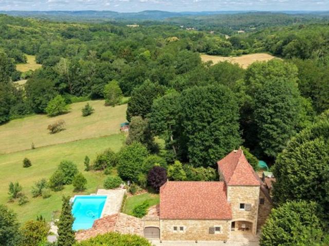 SECTEUR GOURDON Situation privilégiée avec vue pour cette Magn