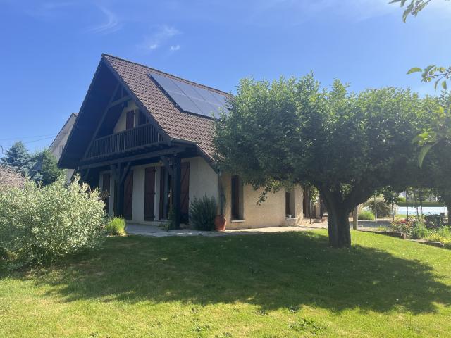 SECTEUR HERICOURT BELLE VILLA AVEC PISCINE