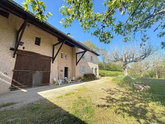 Secteur La Cote Saint André, 6 pièce s 200 m2