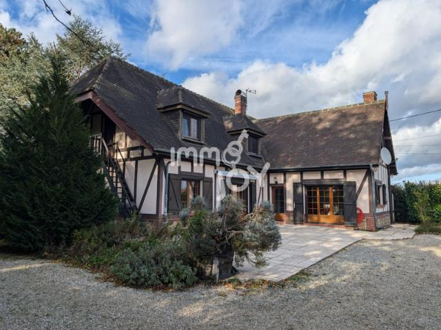 Secteur L'Aigle, en hameau, grande maison confortable avec d