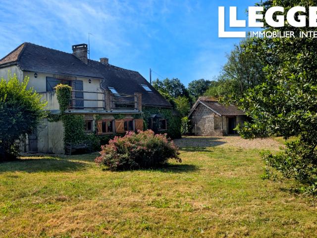 Secteur Longny les Villages, belle maison, en hameau, joli parc arboré. 4/5 chambres, rénovation de qualité.