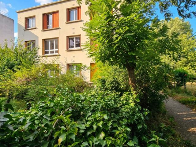 SECTEUR RECHERCHÉ GRAND 2 PIÈCES AVEC CAVE