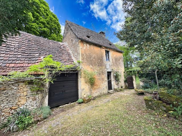 Secteur St Genies Deux maisons avec grange et grand terrain 171m² Sarlat la Canéda