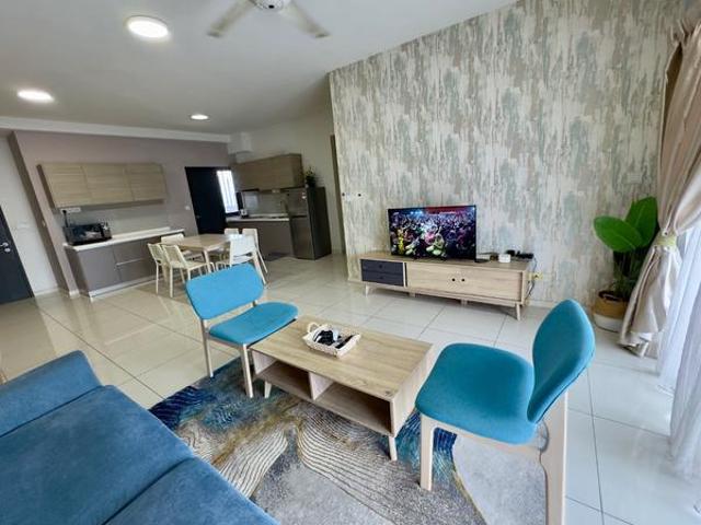 Section 13 Emira Residence 3 Room 3 Parking Lots Near Aeon Mall