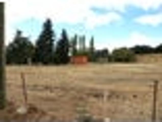 Sections in Picturesque Patearoa
