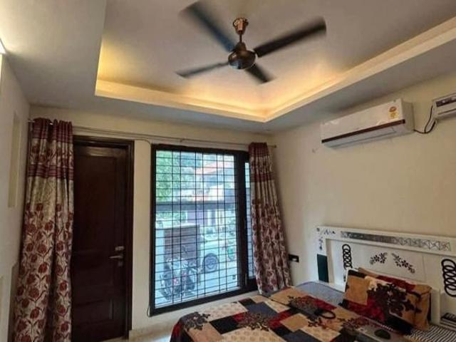 Sector 104, Noida Expressway 3 Bedroom 1620 Sq. Ft. Builder Floor in Sector 104 Noida Listing ID: #10145
