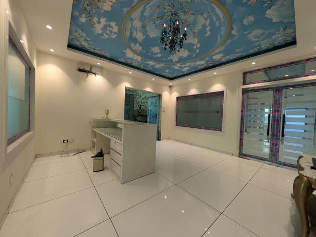 Sector 105 3 Bedroom 1900 Sq. Ft. Apartment in Sector 105 Noida Listing ID: #10060