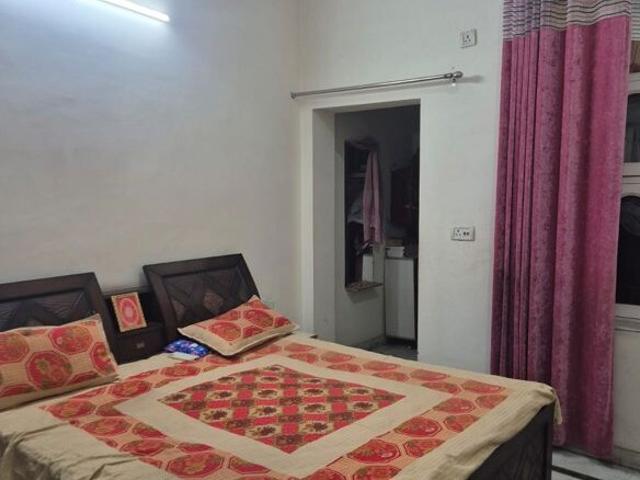 Sector 10, Central Gurgaon 3 Bedroom 530 Sq. Ft. Builder Floor in Sector 10 Gurgaon Listing ID: #10121