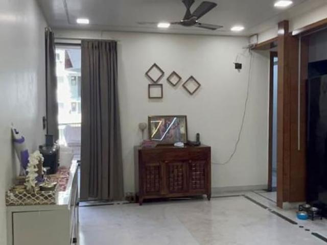 Sector 10 Supriya Dwarka 3 Bedroom 1800 Sq. Ft. Apartment in Dwarka Delhi Listing ID: #10010