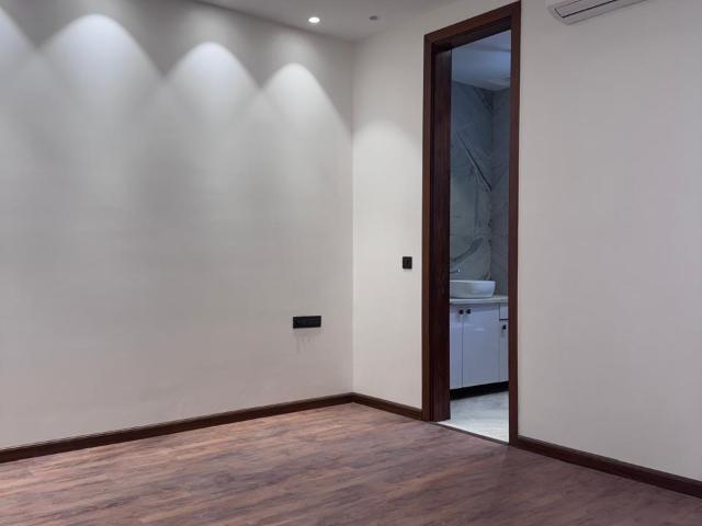 Sector 11 3 Bedroom 162 Sq. Mt. Builder Floor in Sector 11 Noida Listing ID: #9713