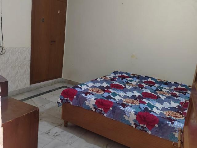 Sector 11 3 Bedroom 162 Sq. Mt. Builder Floor in Sector 11 Noida Listing ID: #9781