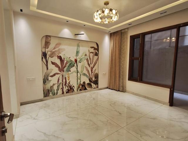 Sector 11, Chandigarh Sectors 3 Bedroom 4500 Sq. Ft. Builder Floor in Sector 11 Chandigarh Listing ID: #10328