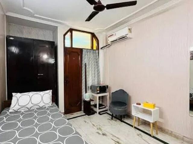 Sector 12 2 Bedroom 1120 Sq. Ft. Builder Floor in Sector 12 Noida Listing ID: #10056