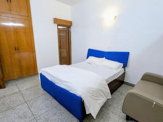 Sector 14, Faridabad Central 5 Bedroom 5000 Sq. Ft. Villa in Sector 14 Faridabad Listing ID: #10255