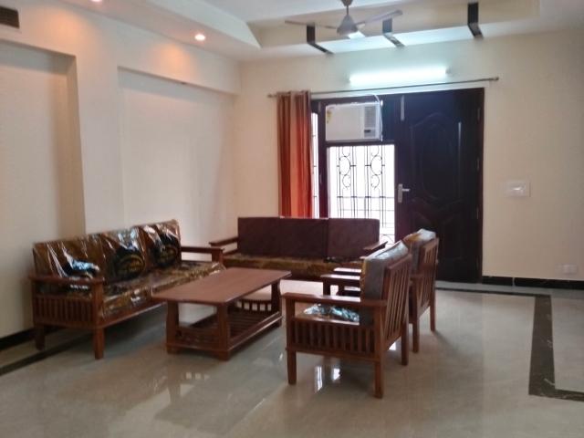 Sector 15 Part 2 4 Bedroom 4000 Sq. Ft. Builder Floor in Sector 15 Gurgaon Listing ID: #9548