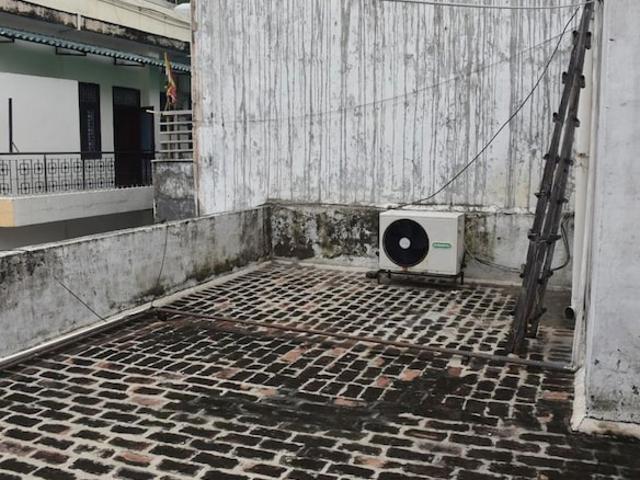 Sector 15a, Noida Central 6+ Bedroom 300 Sq. Mt. Villa in Sector 15a Noida Listing ID: #10284