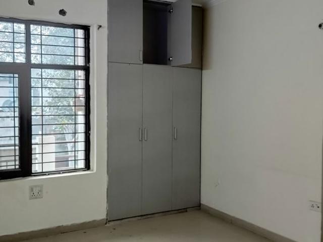 Sector 16, Faridabad Central 2 Bedroom 2150 Sq. Ft. Independent House in Sector 16 Faridabad Listing ID: #10215