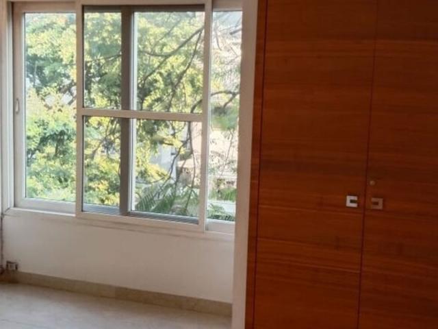 Sector 16, Noida Central 1 Bedroom 500 Sq. Ft. Builder Floor in Sector 16 Noida Listing ID: #10141