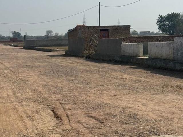 Sector 17a, Yamuna Expressway 100 Sq. Yd. Plot in Sector 17a Yamuna Expressway Greater Noida Listing ID: #10141