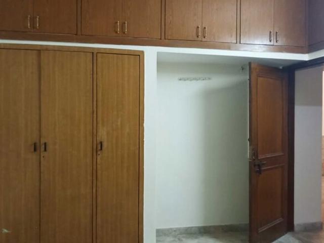 Sector 19, Noida Central 2 Bedroom 115 Sq. Mt. Builder Floor in Sector 19 Noida Listing ID: #10409