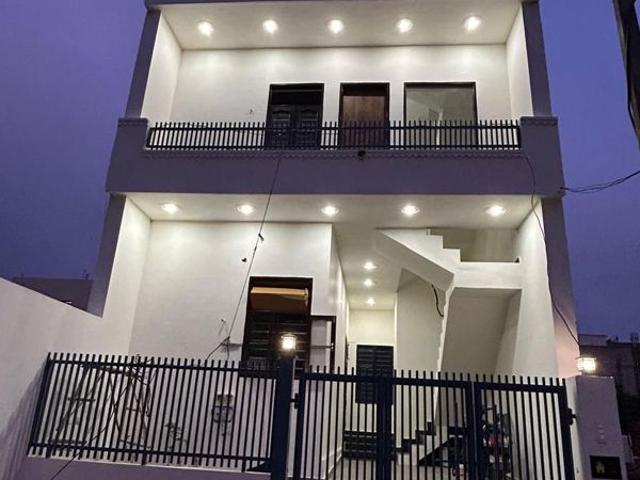 Sector 21, Chandigarh Sectors 2 Bedroom 800 Sq. Ft. Builder Floor in Sector 21 Chandigarh Listing ID: #10362