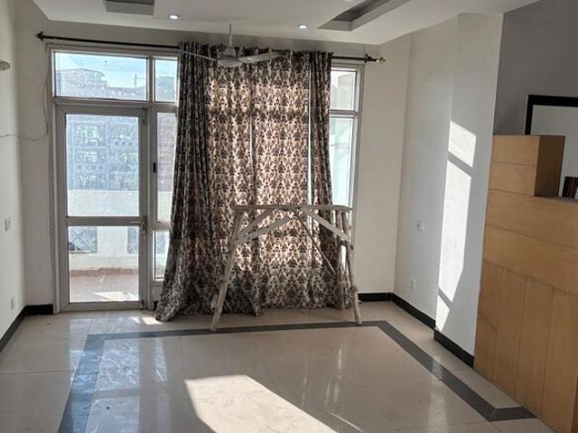 Sector 21, Chandigarh Sectors 3 Bedroom 250 Sq. Yd. Builder Floor in Sector 21 Chandigarh Listing ID: #10100