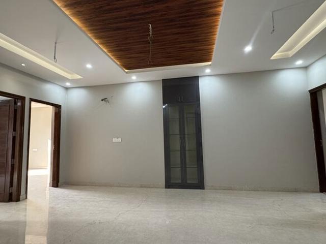Sector 21, Panchkula City 3 Bedroom 2100 Sq. Ft. Builder Floor in Sector 21 Panchkula Listing ID: #10359