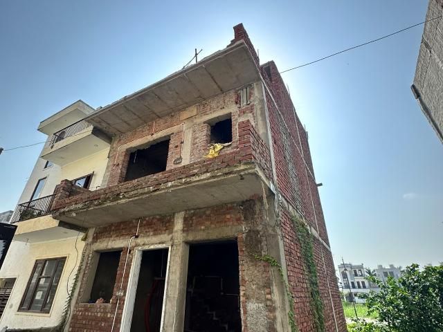 Sector 21, Panchkula City 148 Sq. Yd. Plot in Sector 21 Panchkula Listing ID: #10296