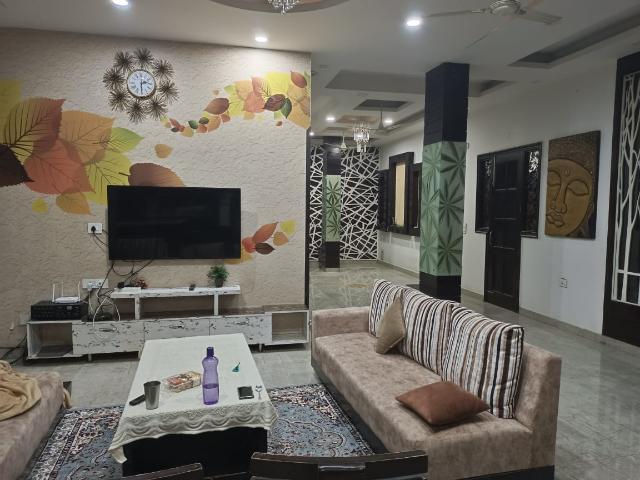 Sector 21c 3 Bedroom 1450 Sq. Ft. Apartment in Sector 21c Faridabad Listing ID: #10128