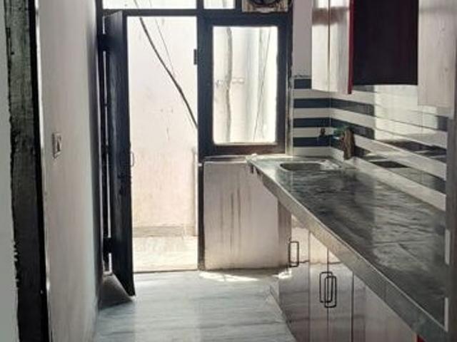 Sector 22, Noida Central 3 Bedroom 162 Sq. Mt. Builder Floor in Sector 22 Noida Listing ID: #10410